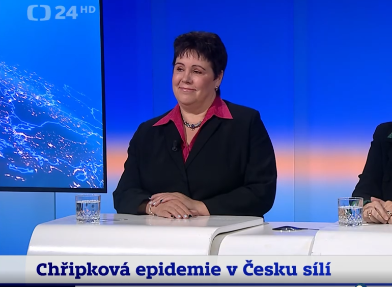 Barbora Macková pro 90’ČT24: Nechoďme s chřipkou na sváteční návštěvy, chraňme své blízké