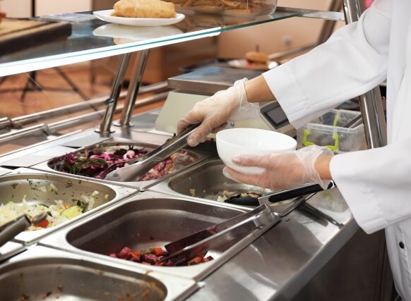 Webinář pro rodiče, pedagogy a širší veřejnost: (Školní) stravování v praxi – co se mění s novou vyhláškou a jak na zdravou stravu dětí i doma?