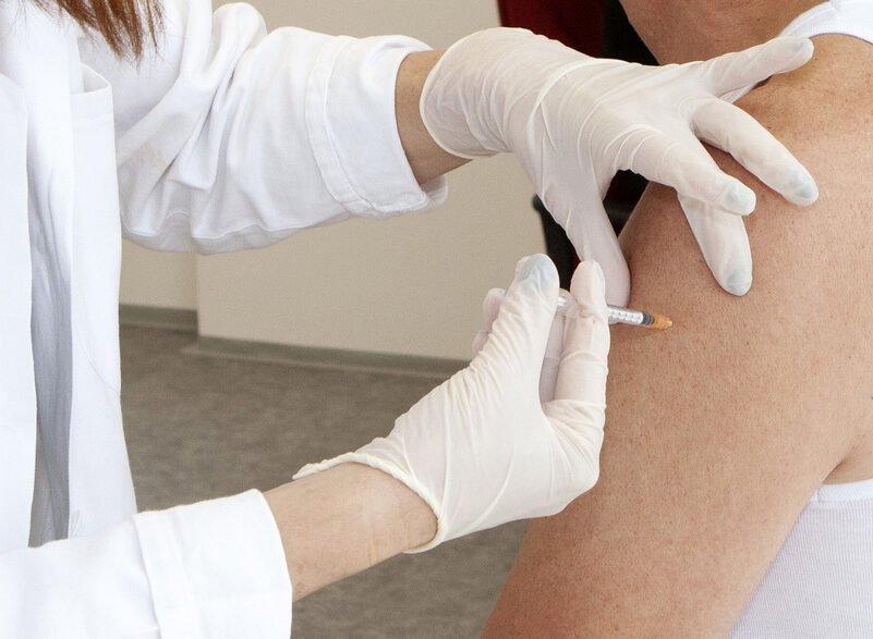 Půl století úspěchů:  očkování zachraňuje 6 životů každou minutu